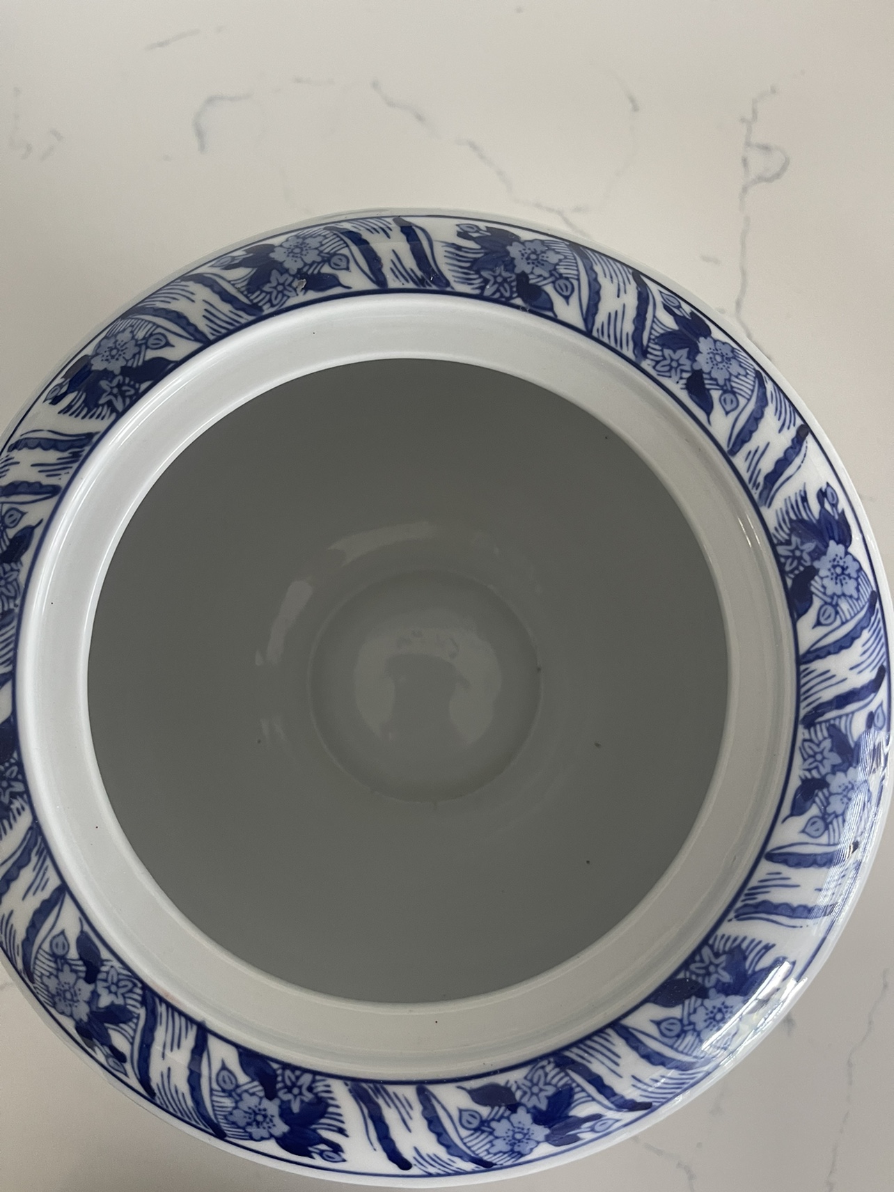 Blue and White Ceramic Urns with Lids - photo 5