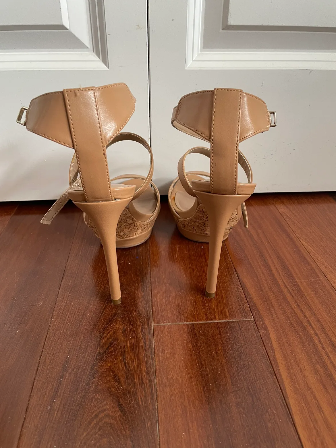 Mango Tan/Beige Platform Heels image indicator(4)