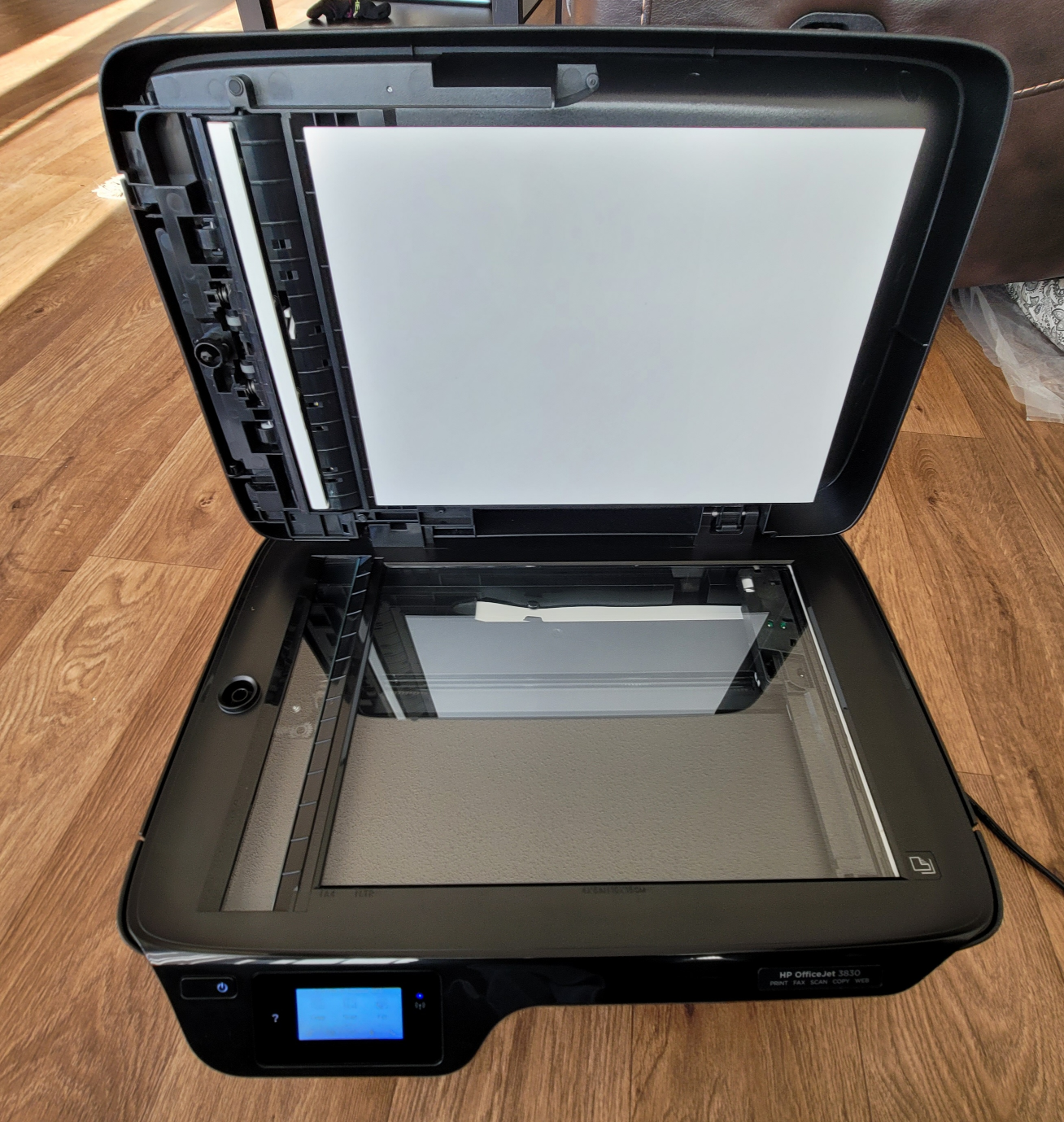 HP OfficeJet 3830 All-in-One Printer - photo 2