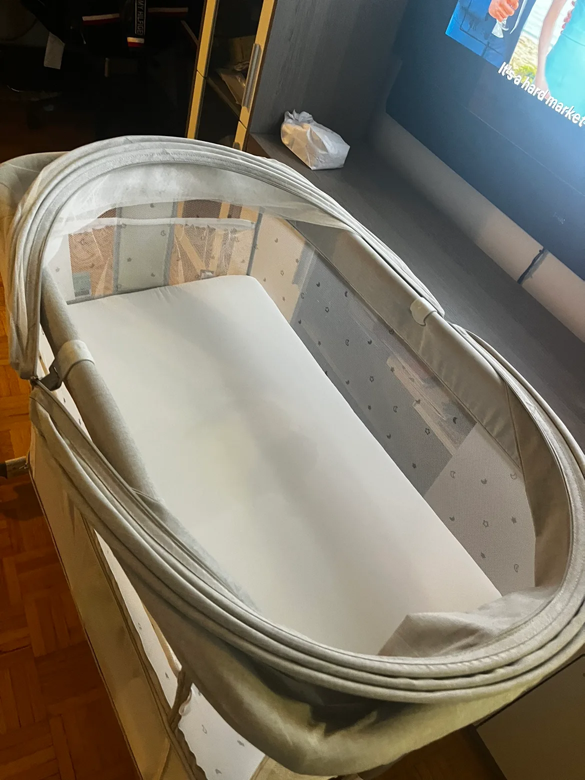 3 in 1 Baby Bassinet Bedside Crib for Infant,Baby Newborn image indicator(5)