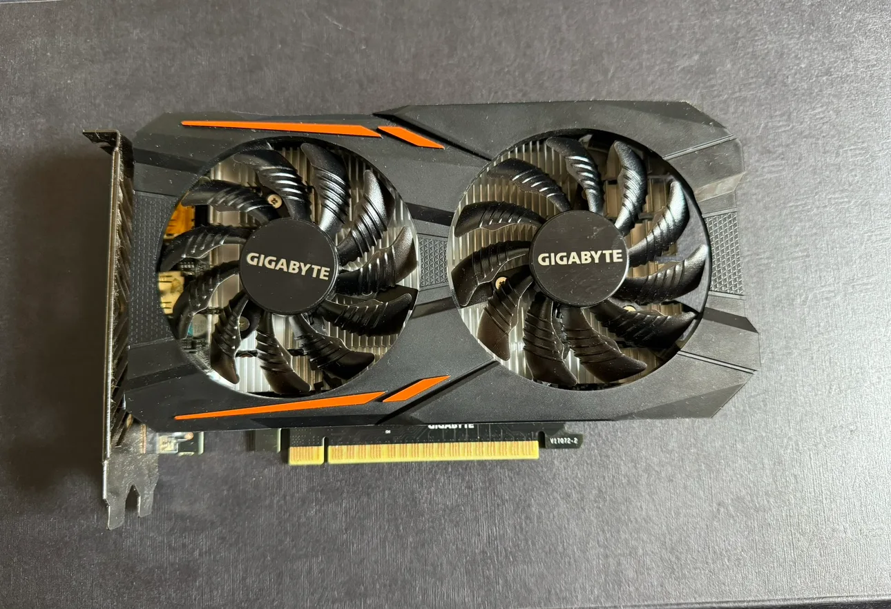 Gigabyte GTX 1050ti OC Dual Fan Graphics Card thumbnail