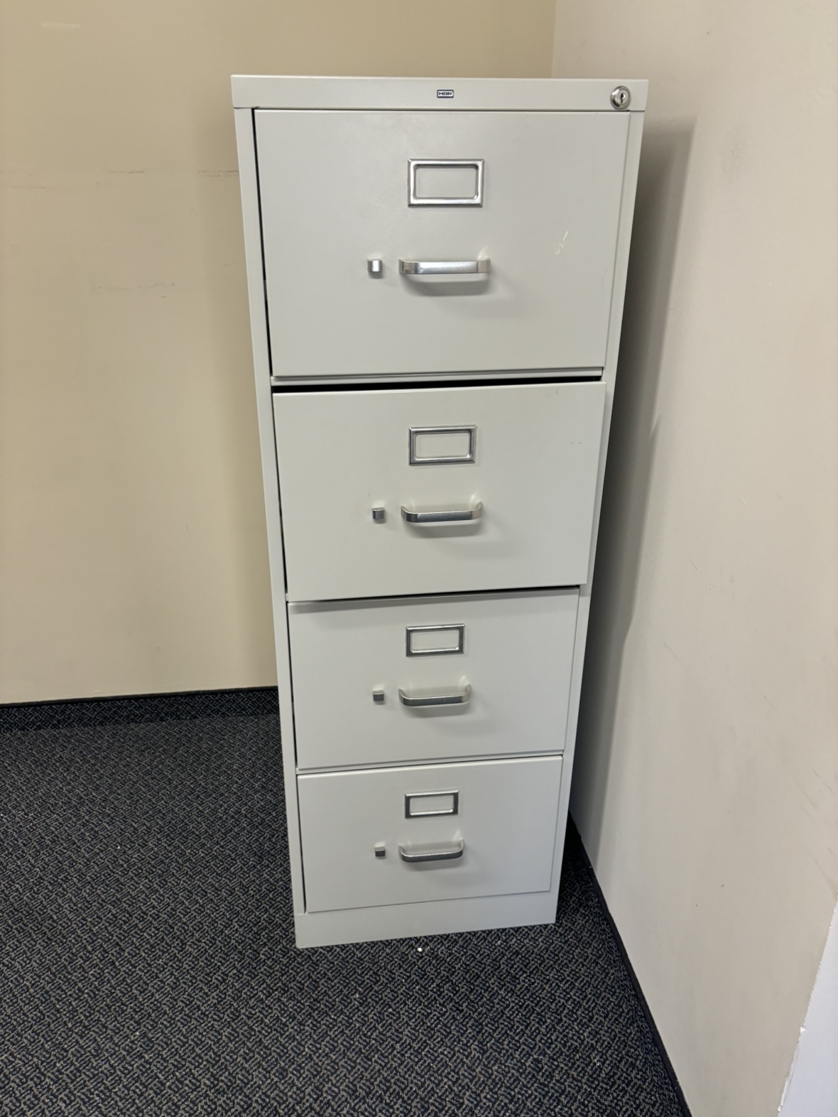 4 Drawer Filing Cabinet - photo 3