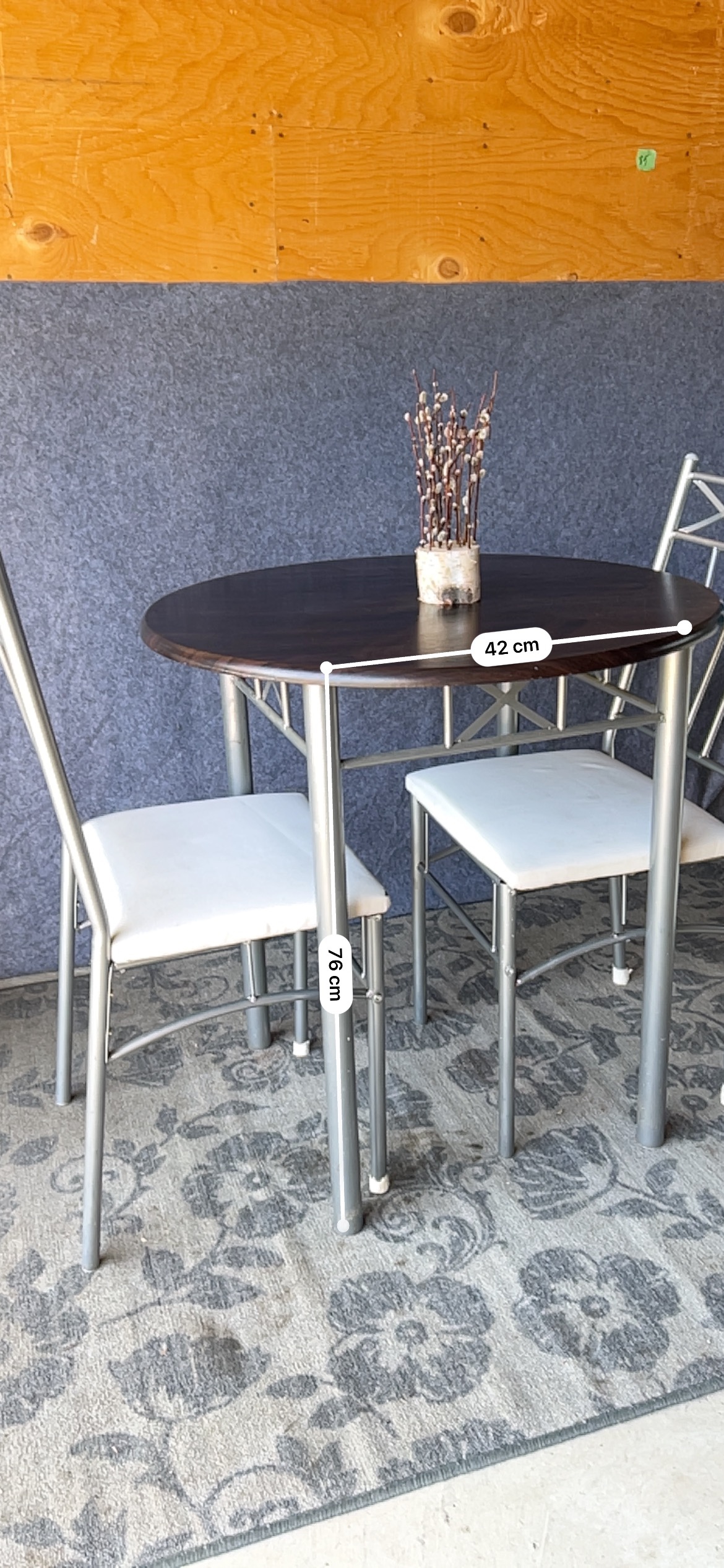 Small Round Table and Two Chairs - photo 3
