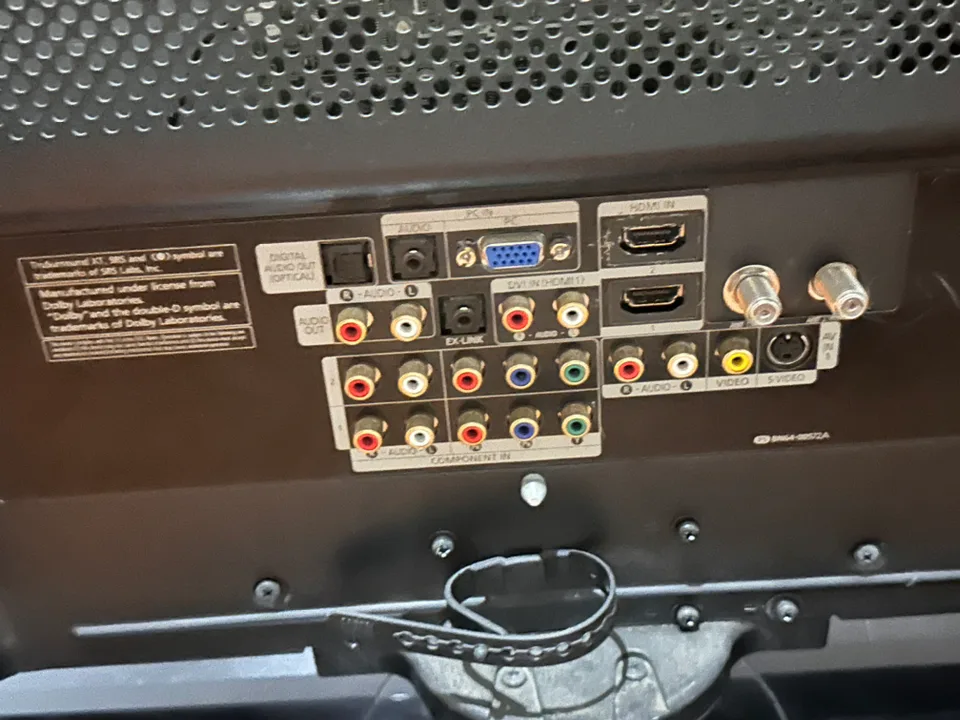 50 inch plasma tv Samsung- great for gaming image indicator(4)