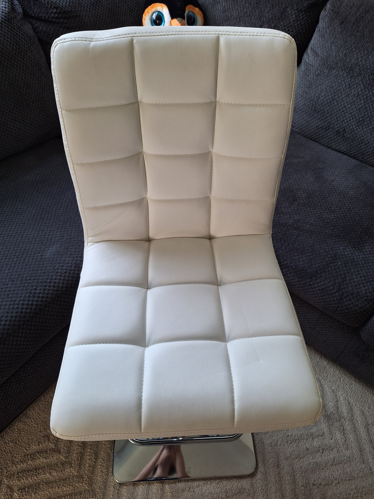 White Bar Stool - photo 2