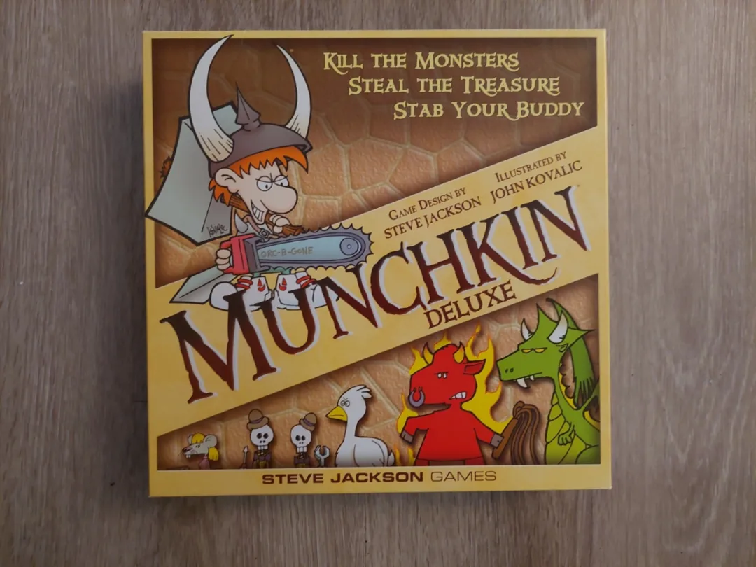 Munchkin Deluxe Board Game thumbnail