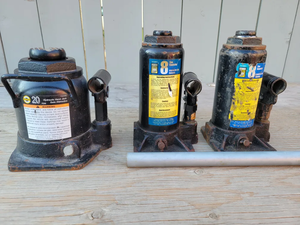Hydraulic Bottle Jacks thumbnail