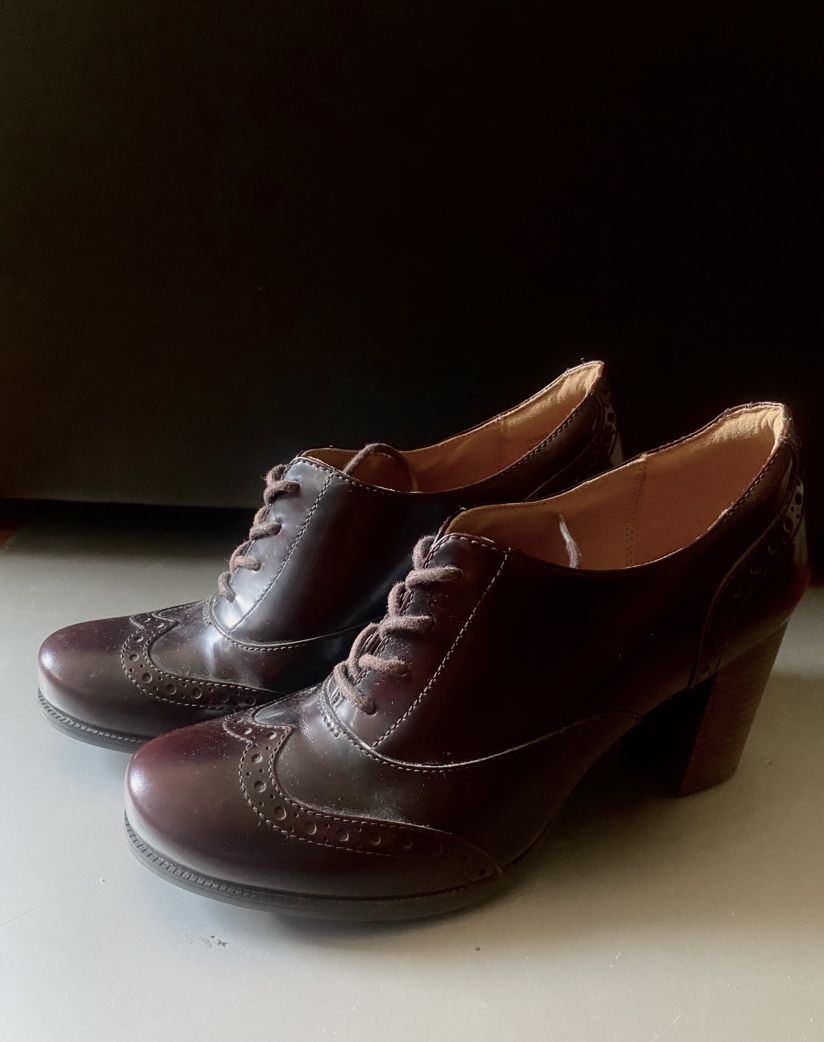 Clarks Leather Heeled Oxfords - photo 2