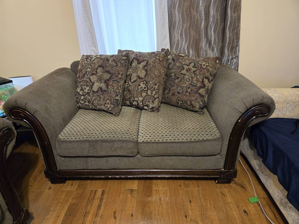 Sofa and Loveseat Set - photo 5