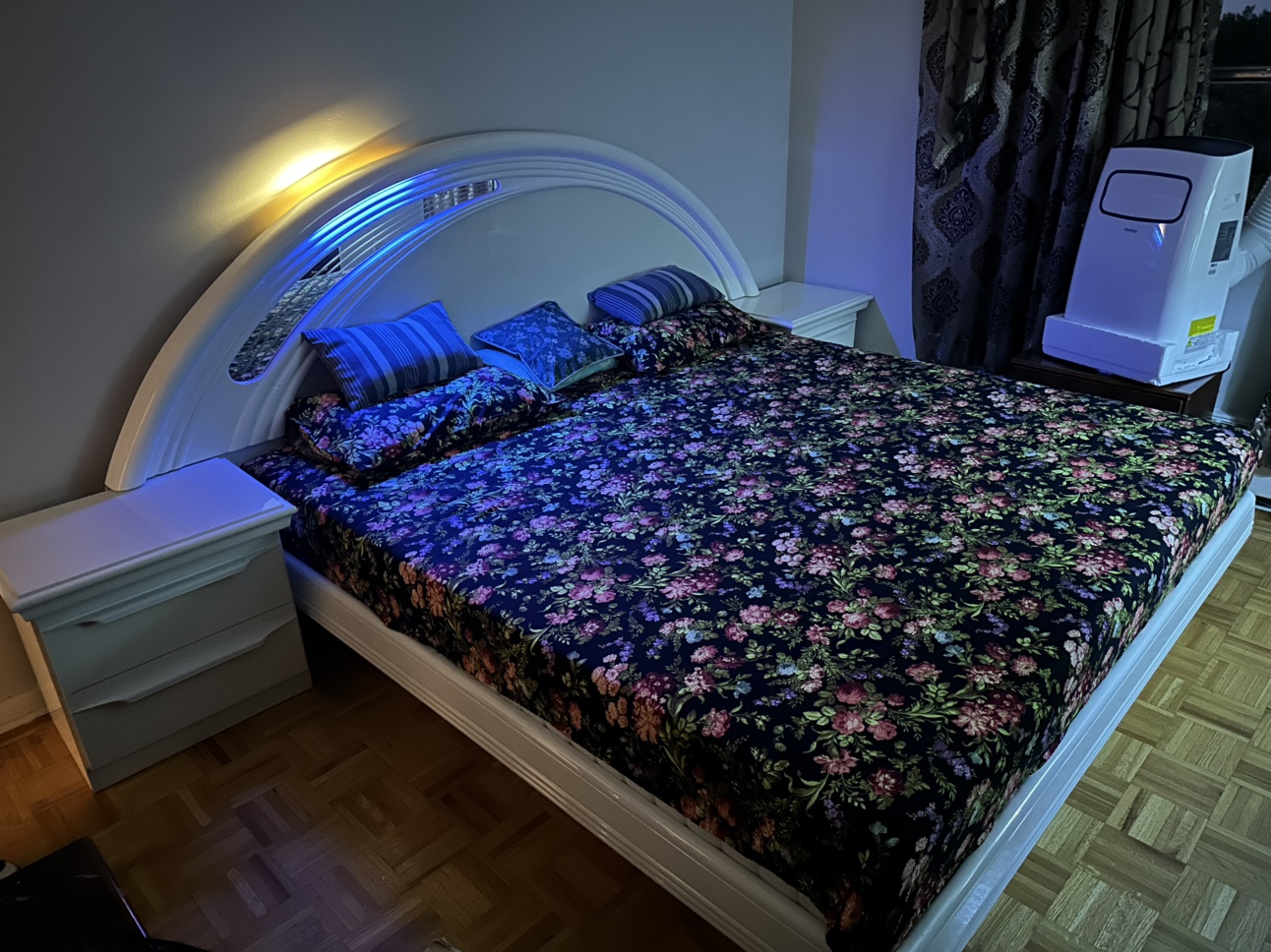 King Size Bed Frame With Nightstands & Mattress - photo 2