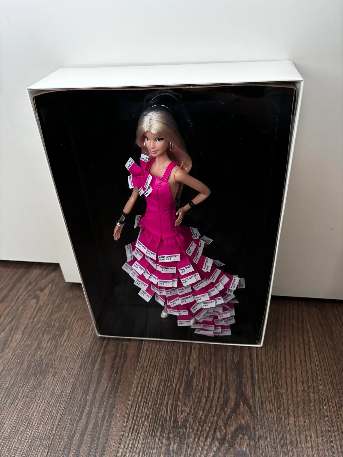 Limited edition Barbie Doll Pop Couture Pink in Pantone image indicator(4)