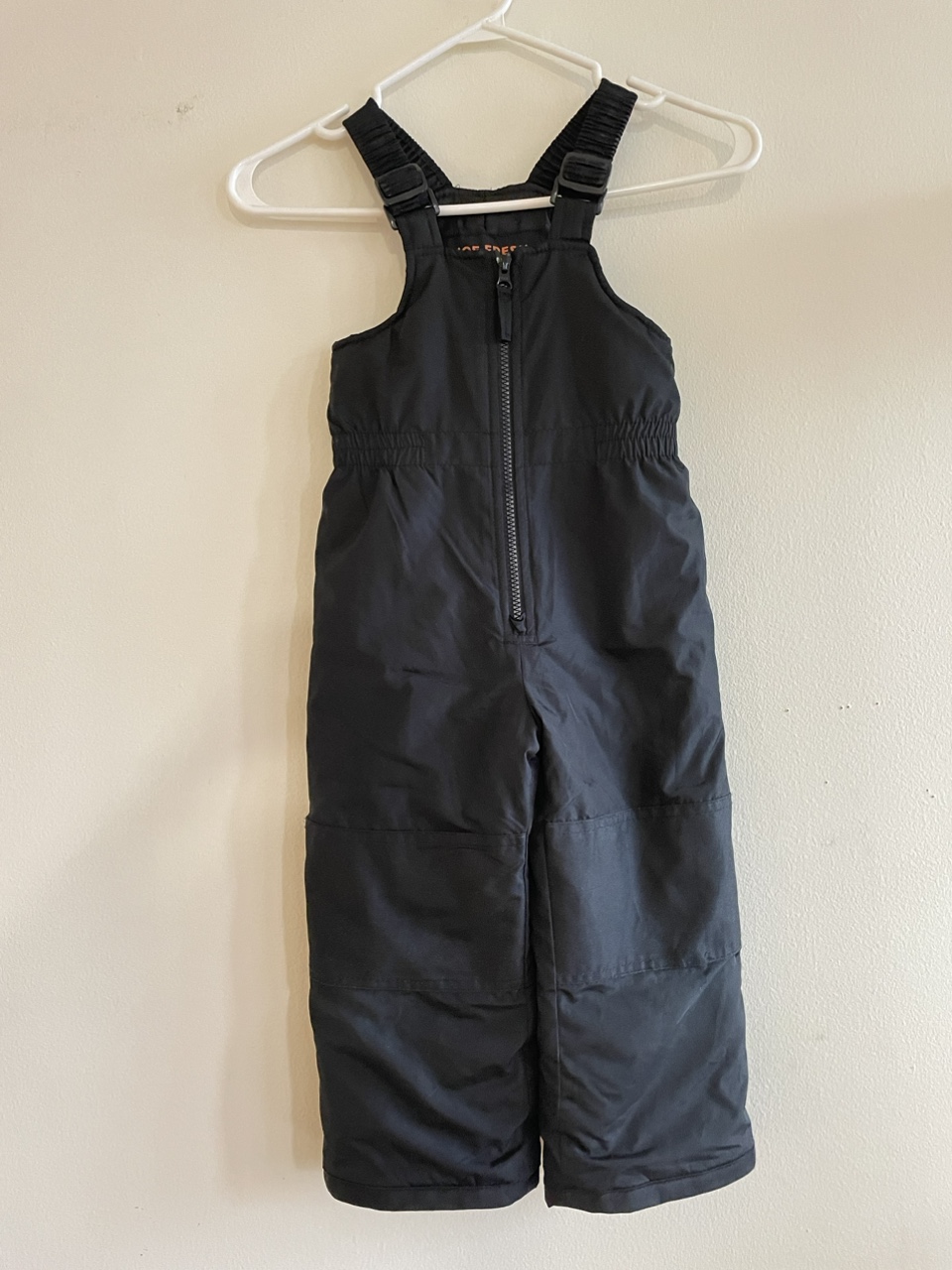 Snow pant for 3 years old kid