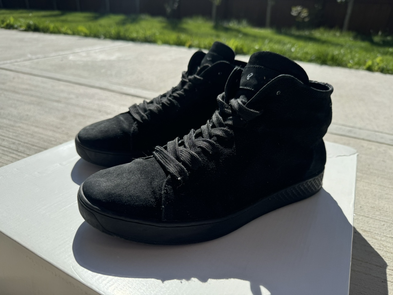Man’s winter shoes,size 9.5