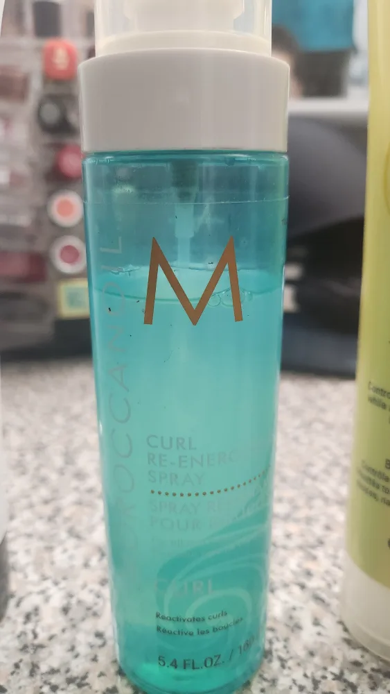 Curly Hair - NEW hairstyle products and curl enhancers image indicator(4)