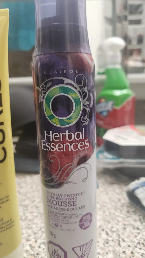 Curly Hair - NEW hairstyle products and curl enhancers image indicator(6)