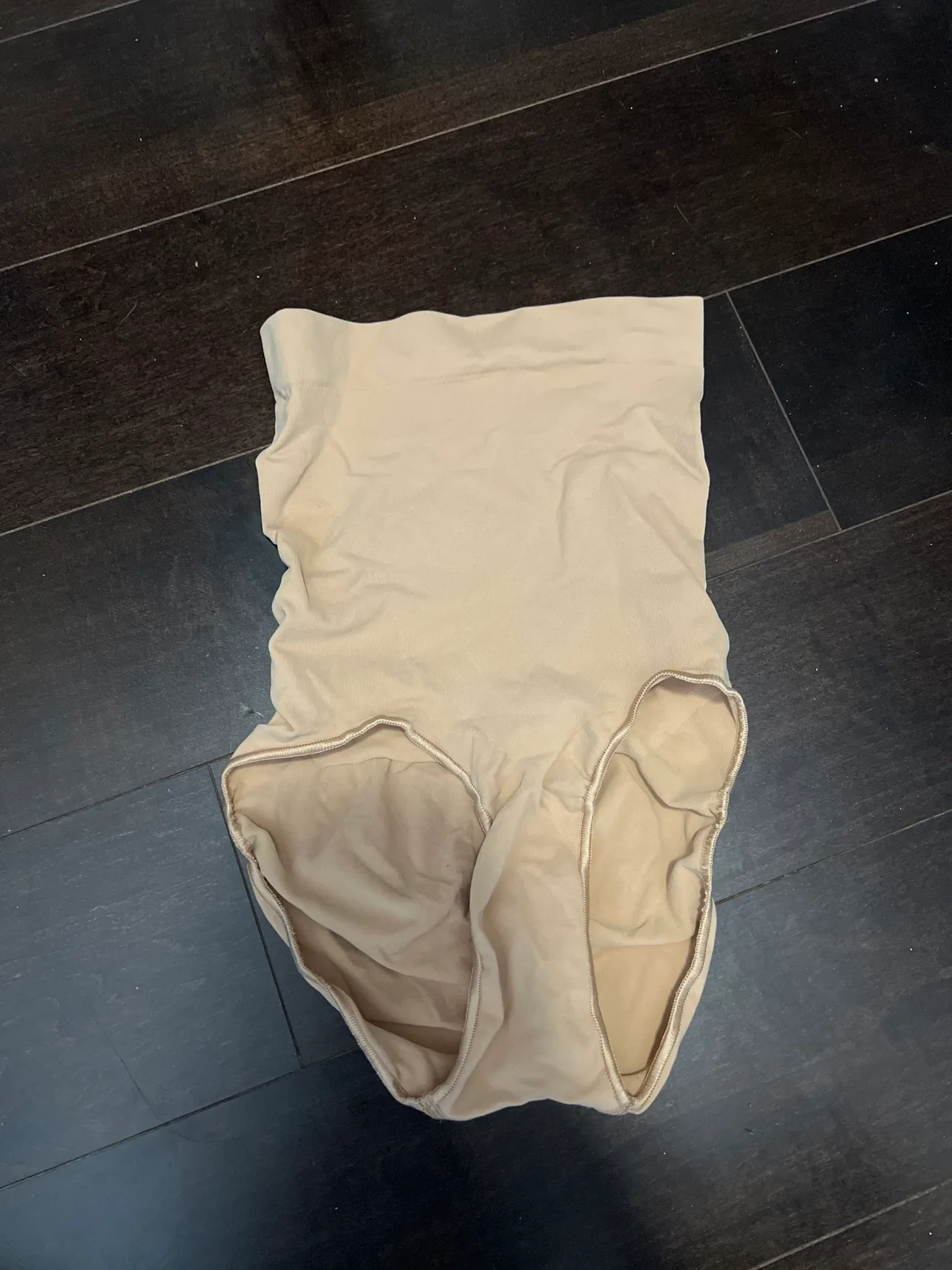 Skims Sculpting High Waisted Brief image indicator(5)