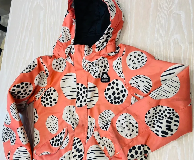 Burton Girls Snowsuit xs (6-8) image indicator(4)