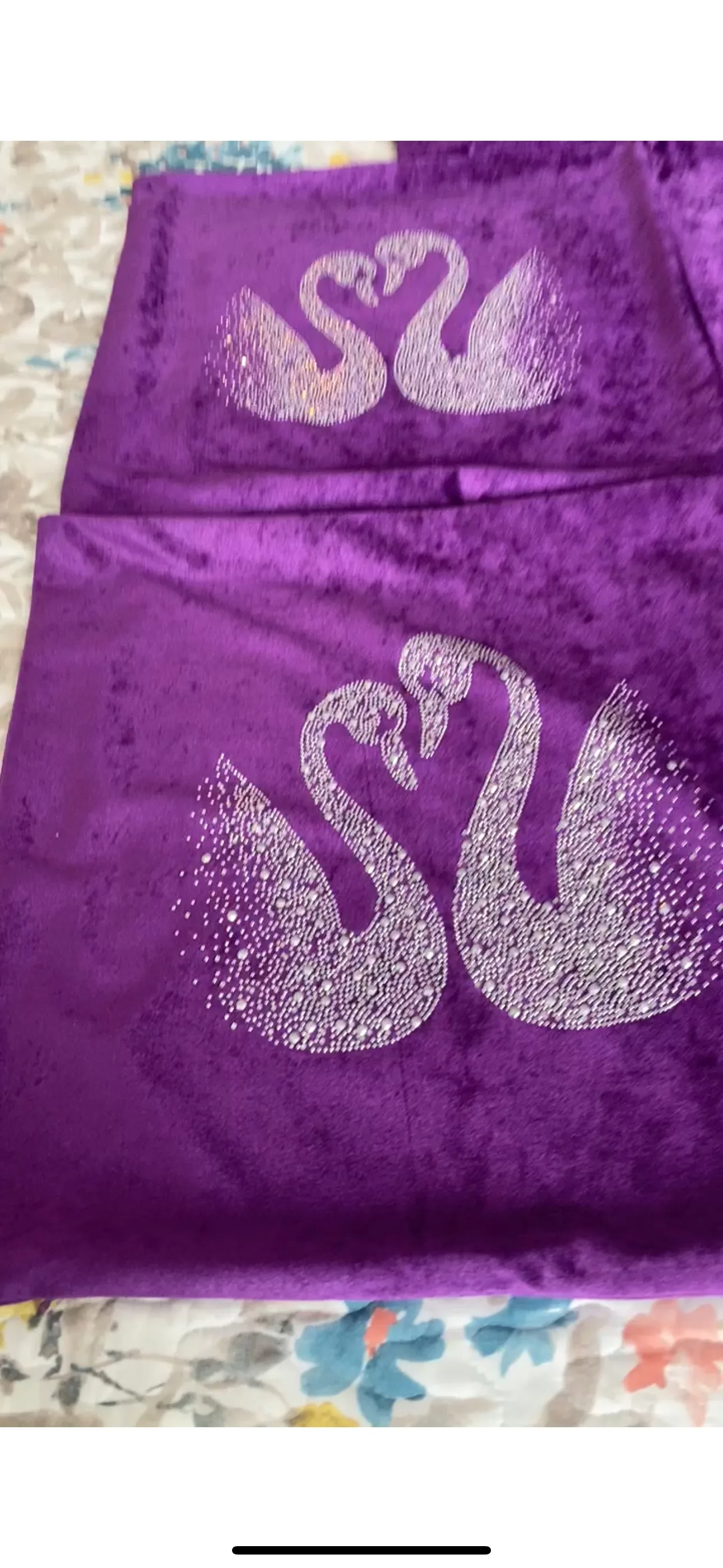 Purple Velvet Pillow Covers image indicator(2)