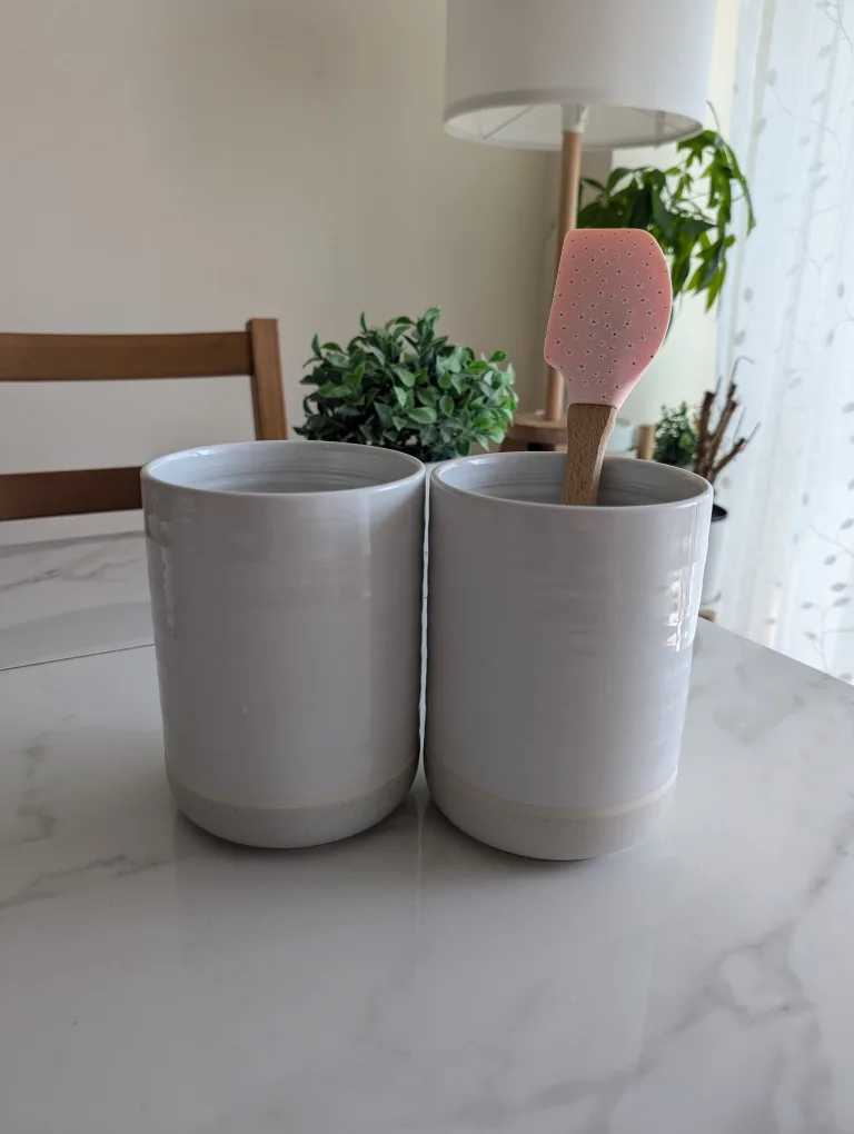 Ceramic Planters or holder thumbnail