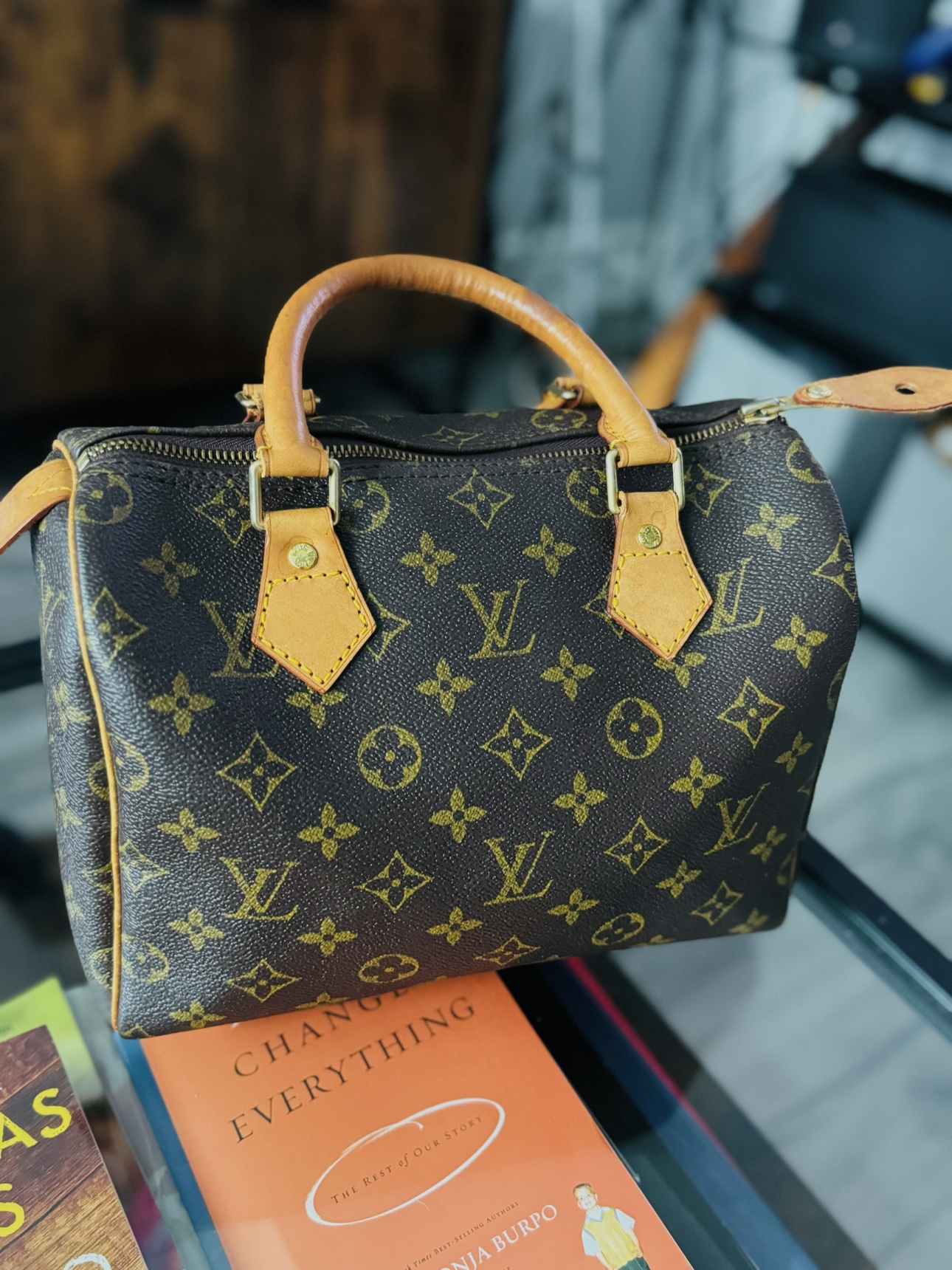 Louis Vuitton Speedy 30