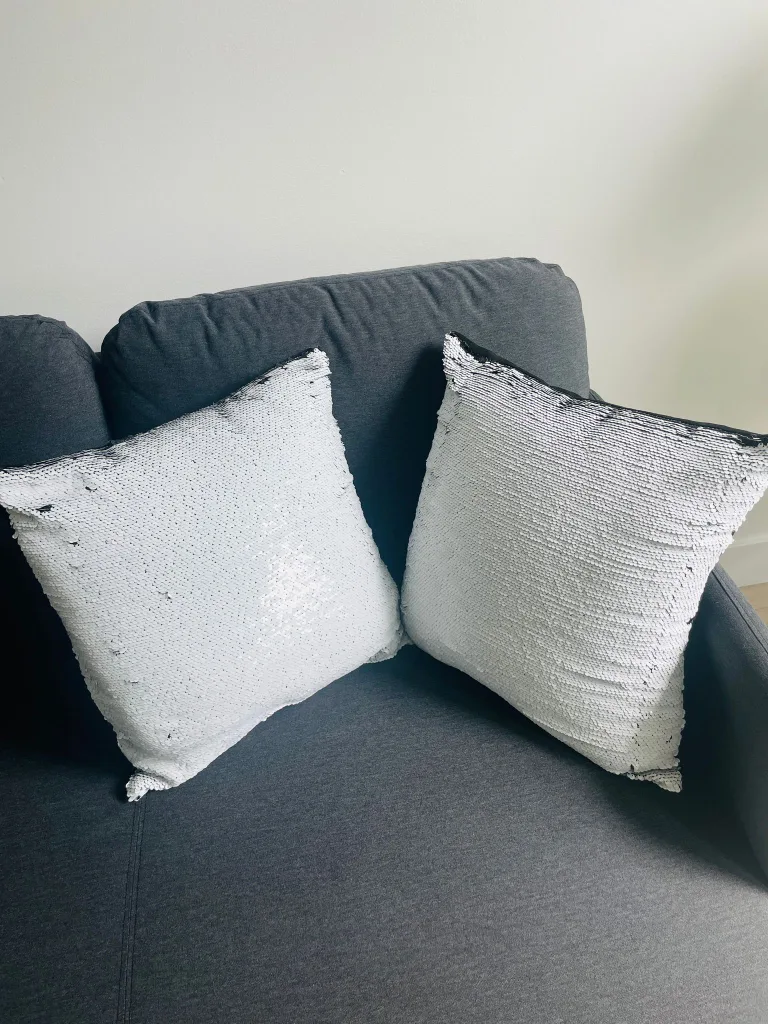 Black and White Reversible Sequin Pillows image indicator(2)