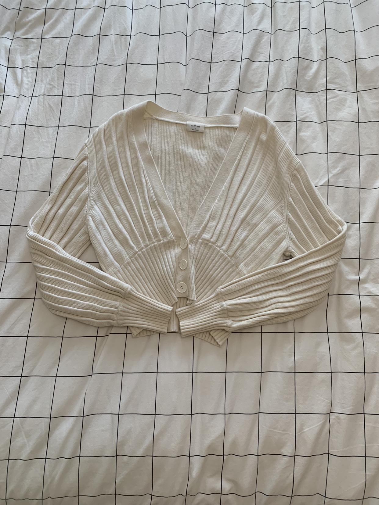 Aritzia Wilfred Plunge Front Cardigan