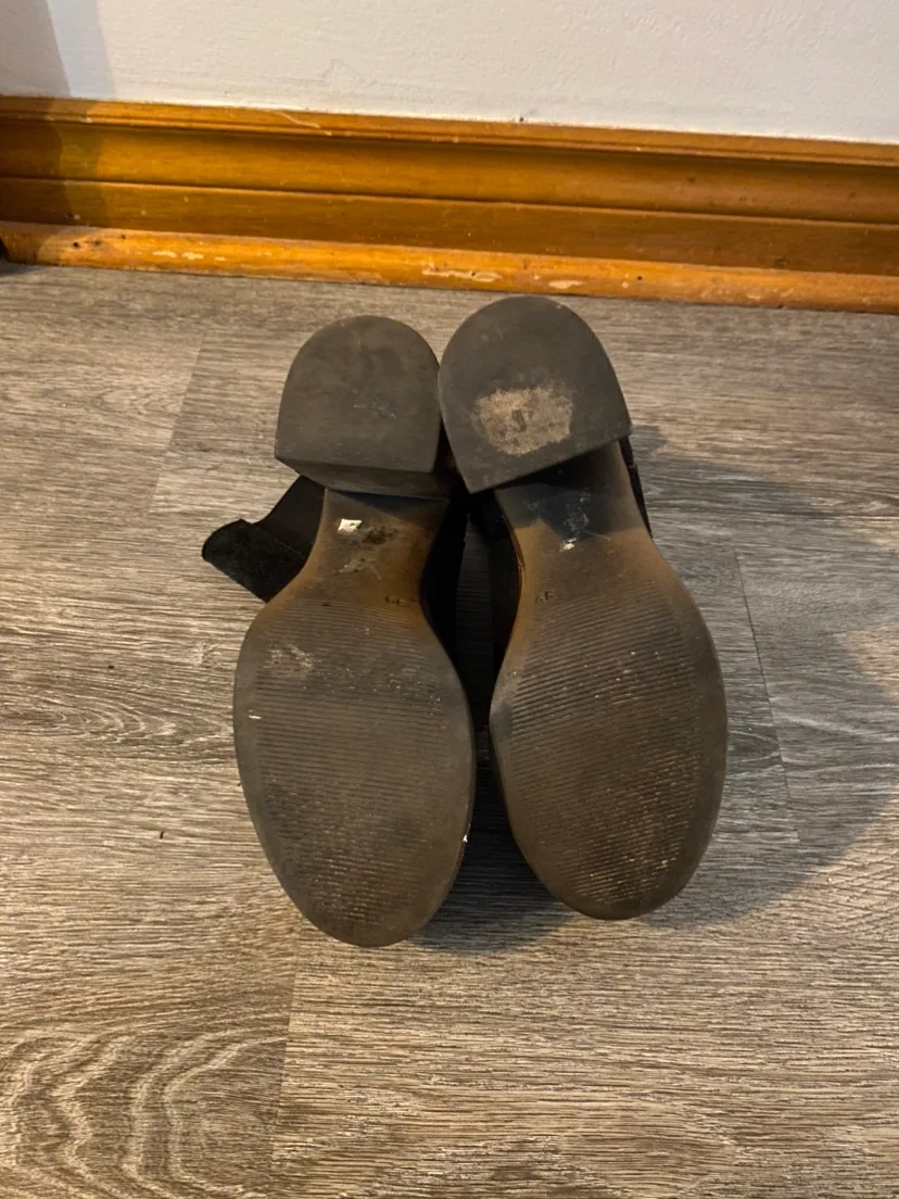 Black Suede Platform Boots for Halloween Costume 🎃 image indicator(4)