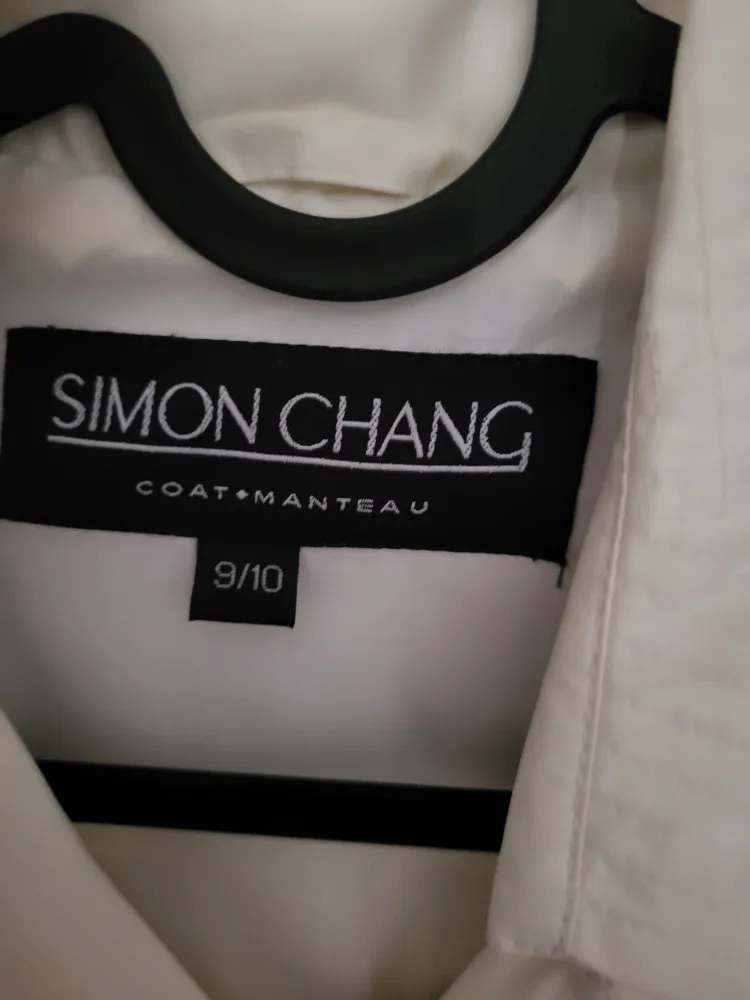 Simon Chang White Trench Coat image indicator(3)