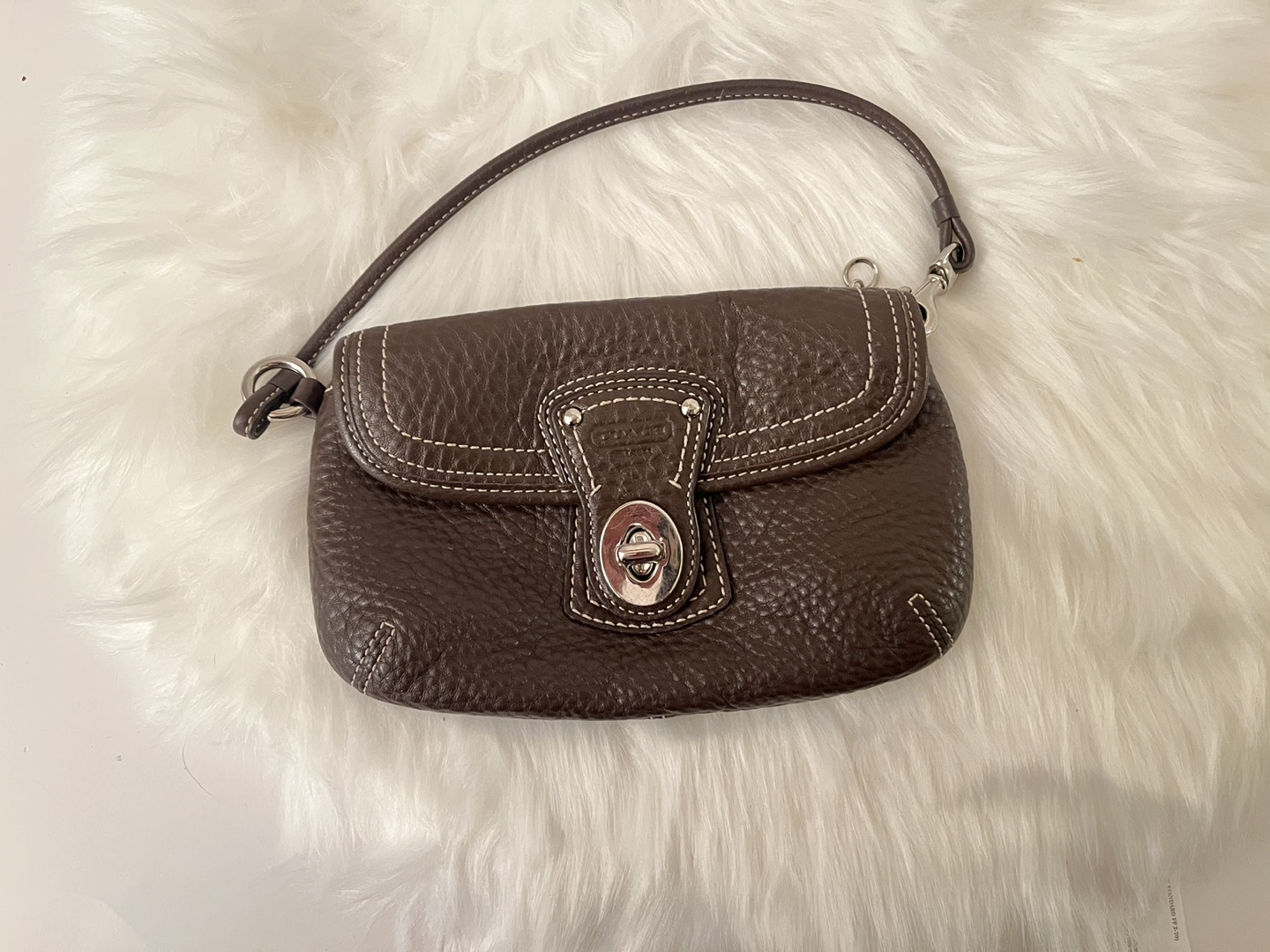 👜 Coach Brown Leather Shoulder Bag Set (2 Pieces) 👜 - photo 4
