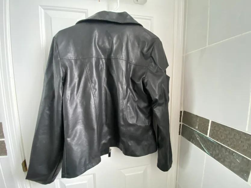 MARCO OUTERWEAR COLLECTION SZ Medium BLACK FAUX LEATHER LINED image indicator(3)