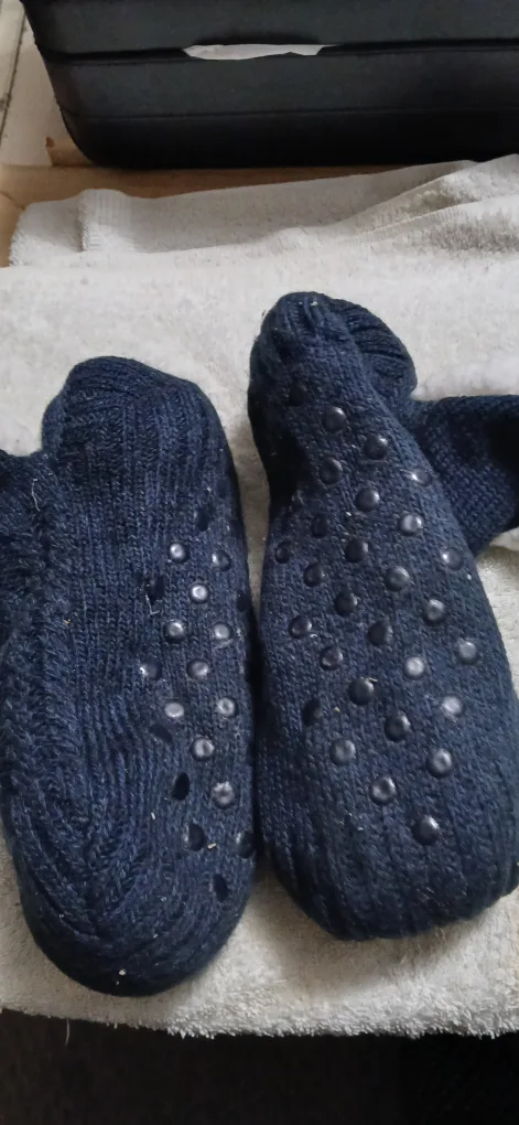 Blue Cable Knit Indoor Slipper Socks image indicator(2)