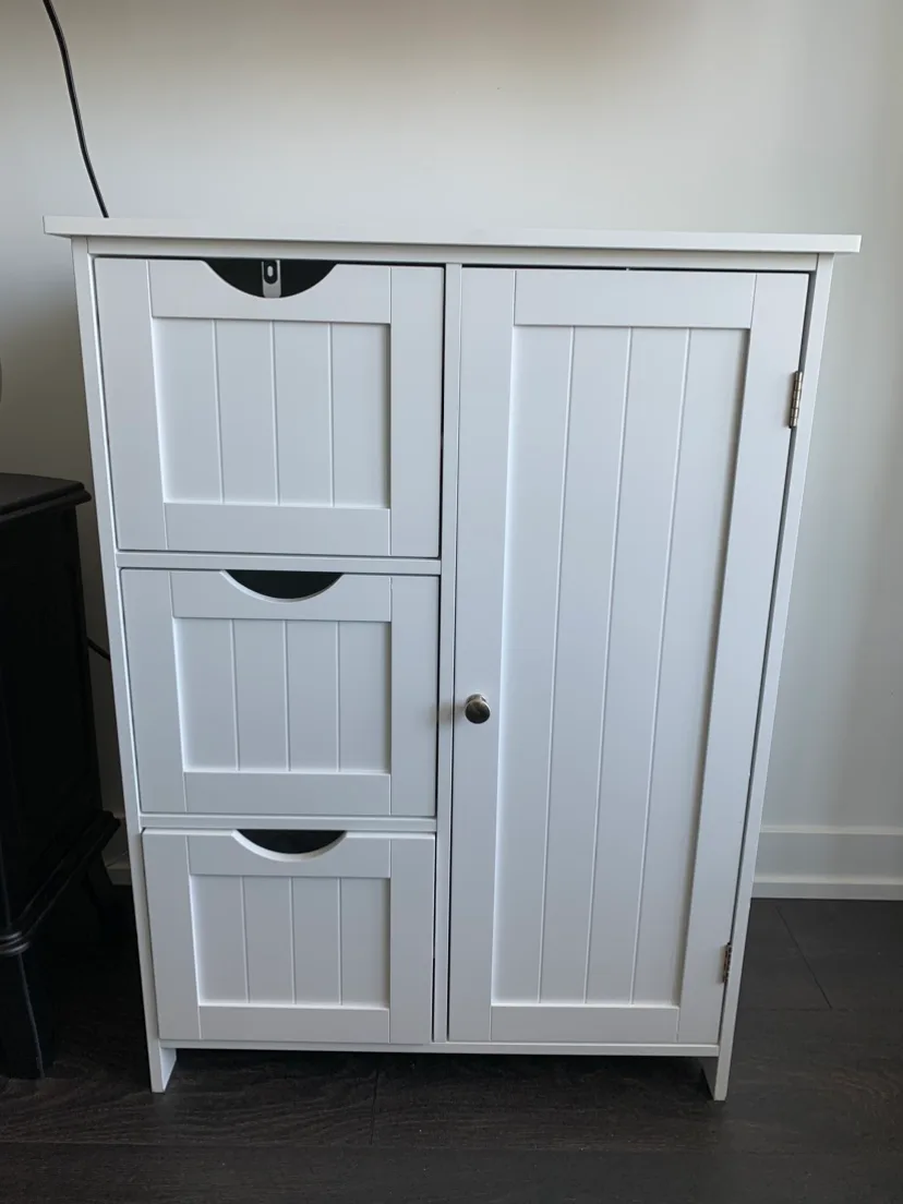 White Cabinet thumbnail