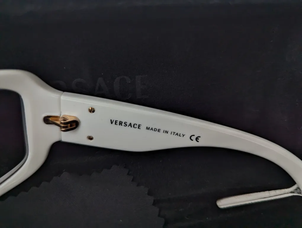 LIKE NEW Versace sunglasses image indicator(3)