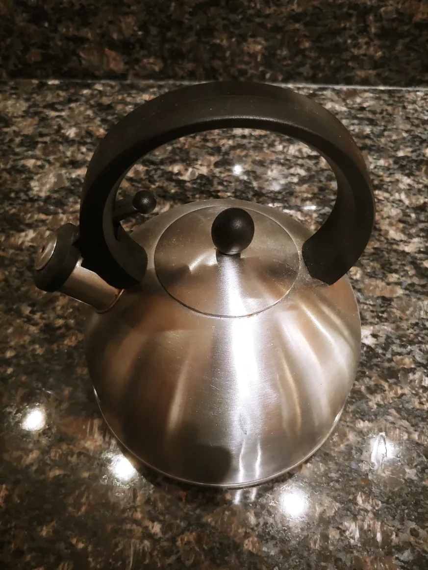 Stovetop Stainless Steel Whistling Tea Kettle #freecycle thumbnail