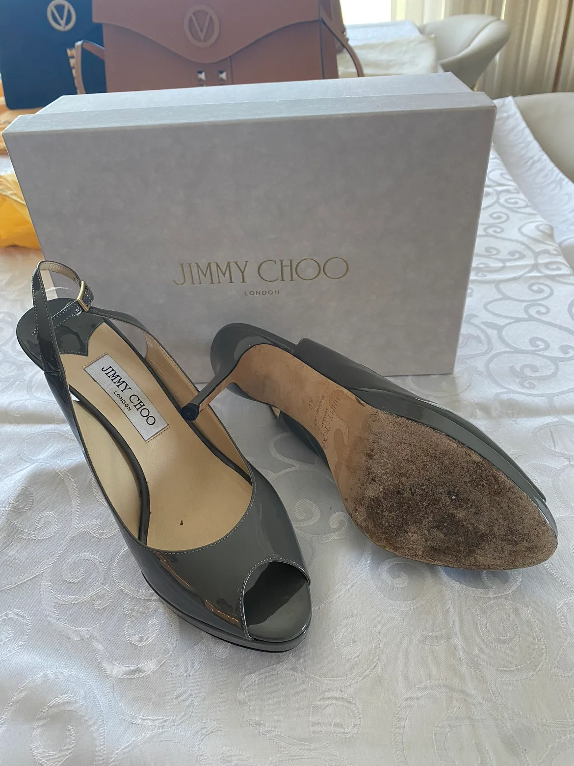Jimmy Choo Grey Patent Leather Pumps image indicator(2)