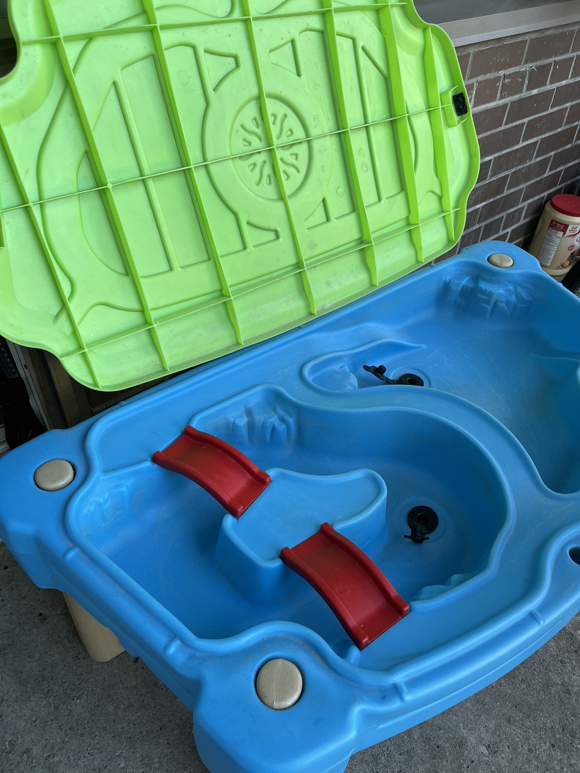 Water Table - photo 3