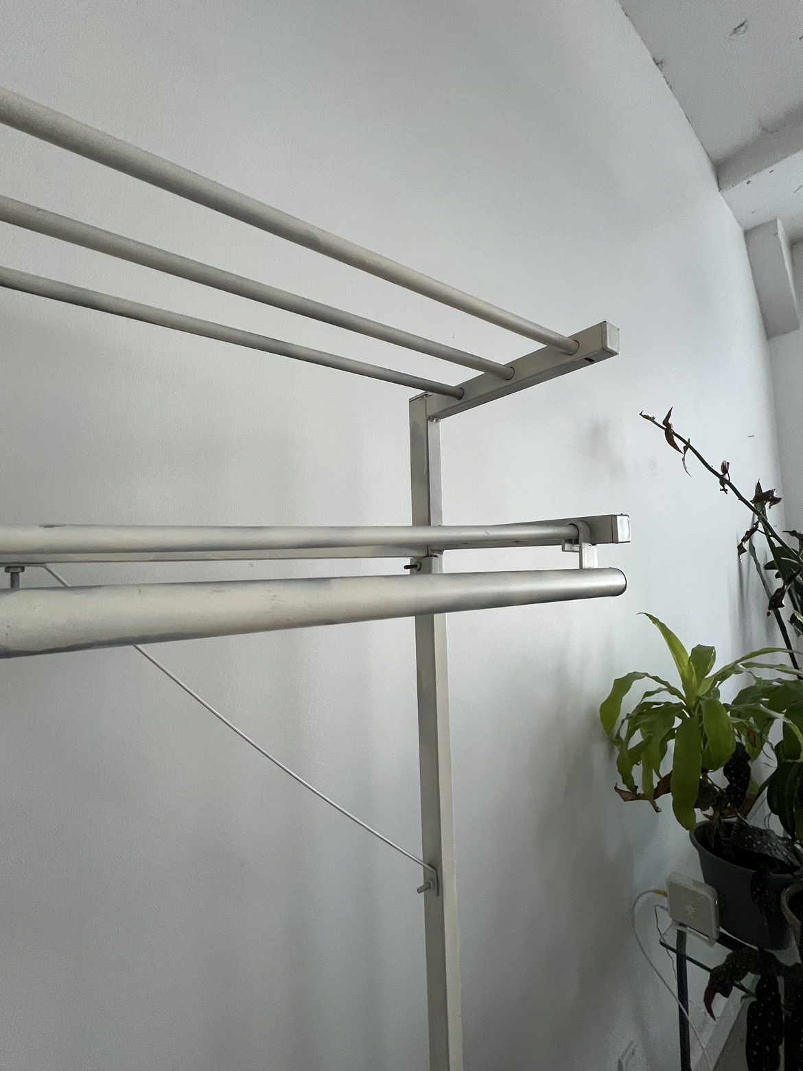 Clothing rack - photo 2
