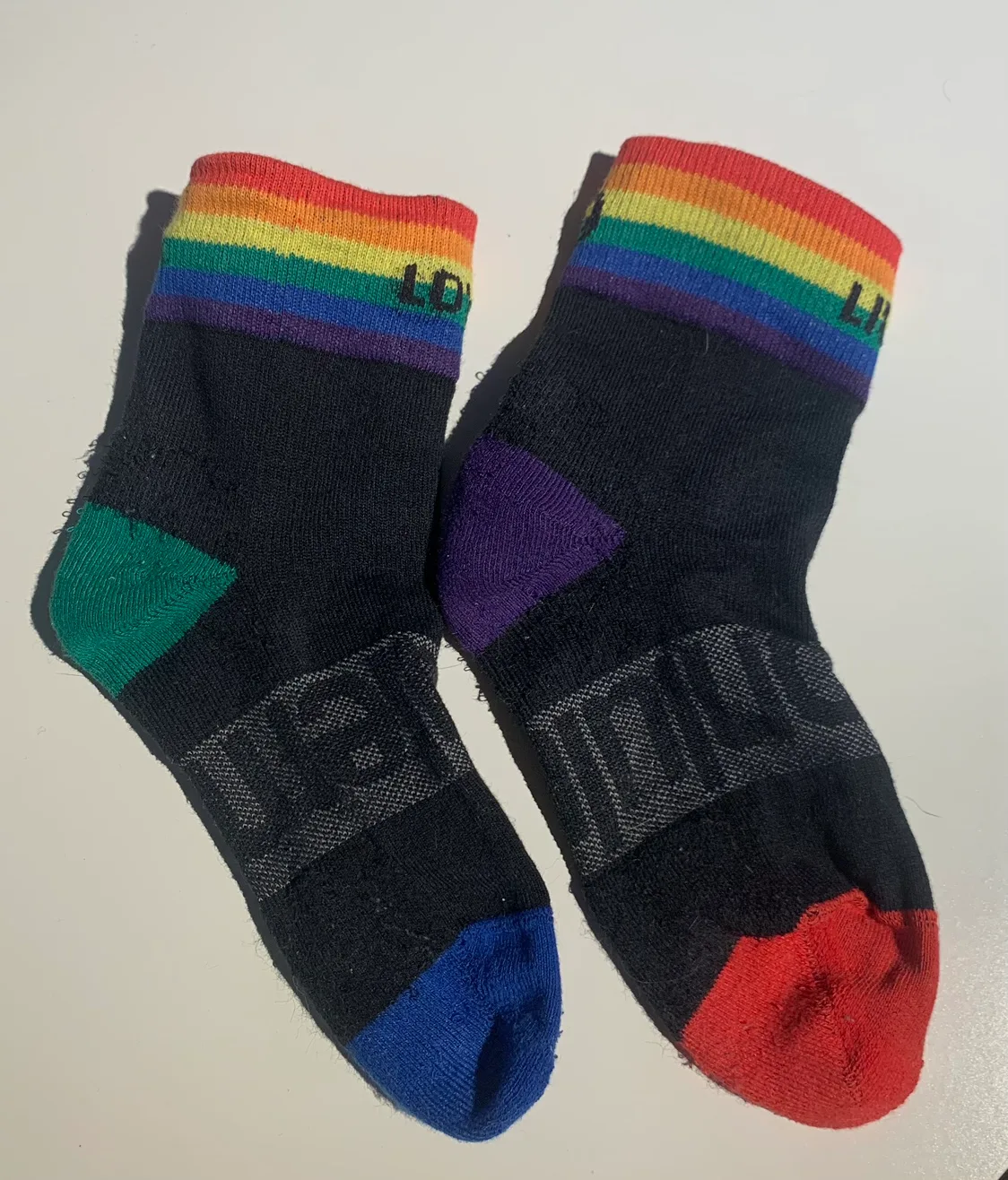 Lululemon Power Stride Crew Socks - Rainbow Pride Style (S) thumbnail
