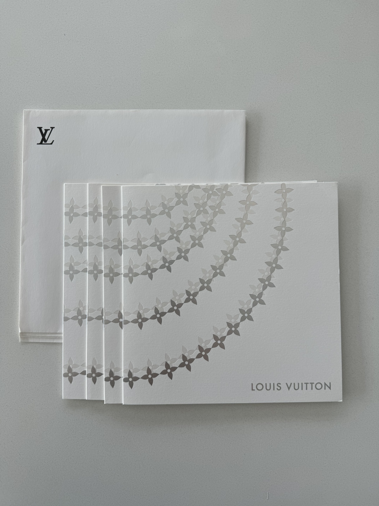Louis Vuitton Cards