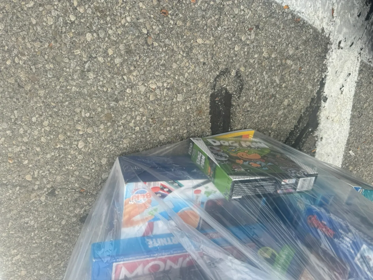 Games and Puzzles Lot image indicator(3)