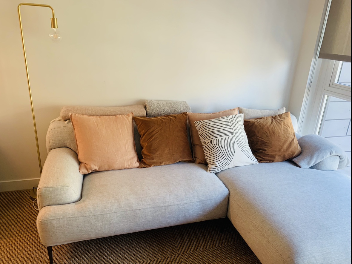 ARTICLE Sectional Sofa with Chaise
