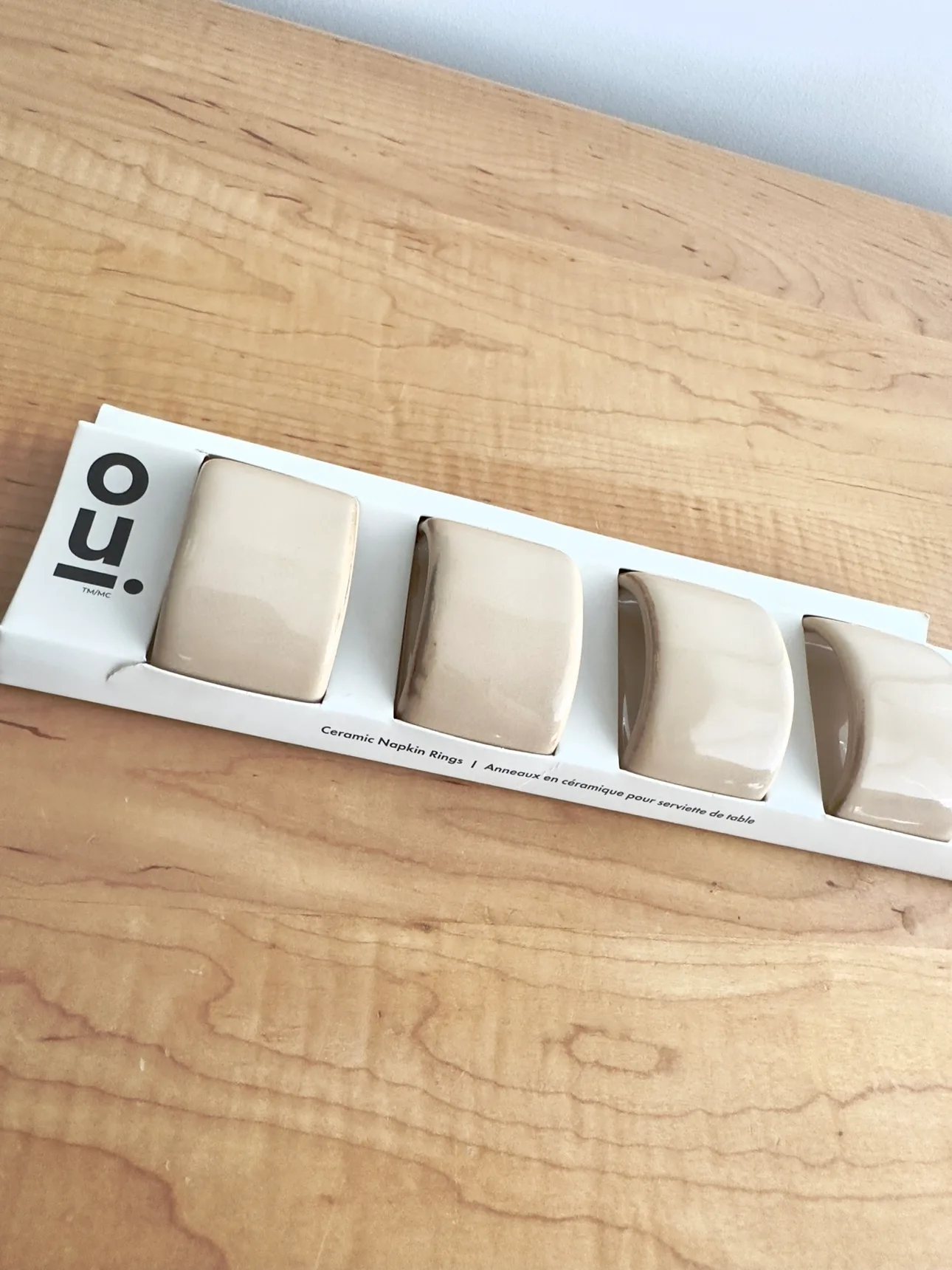 NEW SET OF FOUR Ceramic Napkin Rings thumbnail