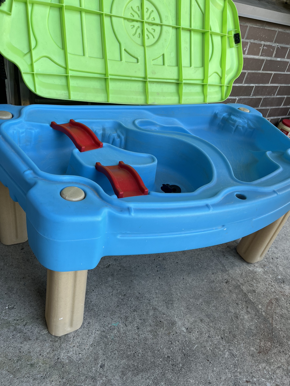 Water Table - photo 2