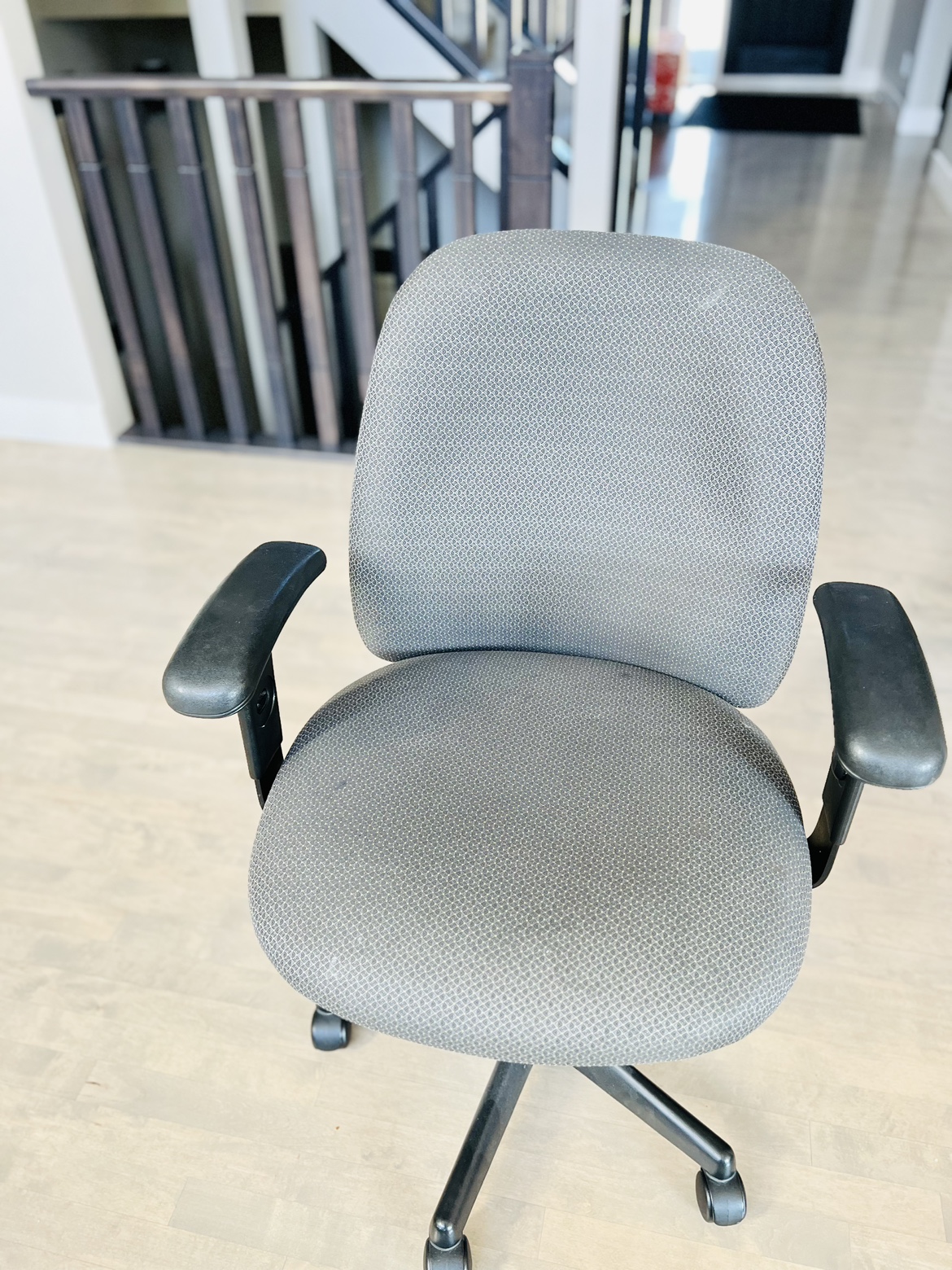 Office Chair - photo 2