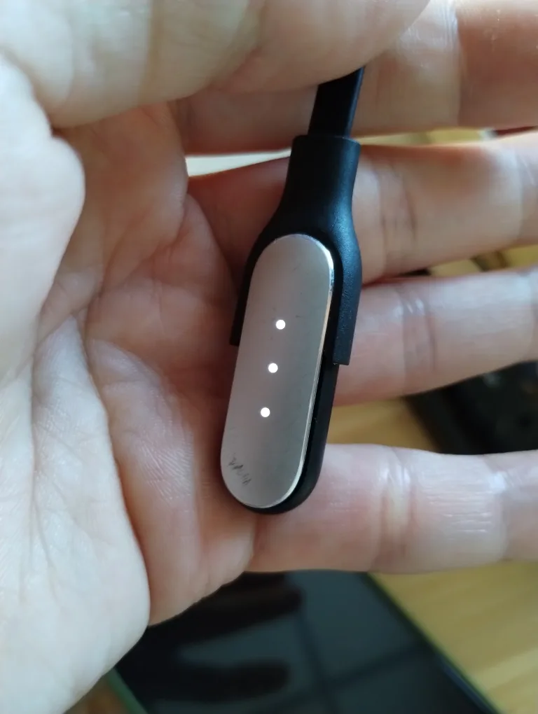 Mi Fitness Band with Extra Strap 🧡 image indicator(2)