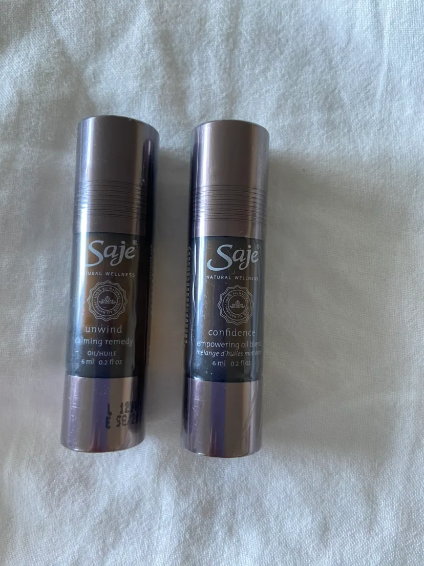 Free Saje Unwind and Confidence roller oils thumbnail
