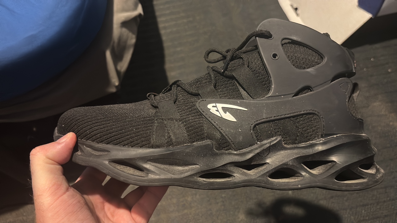 Size 13 mens Steel toe shoes-Indestructible