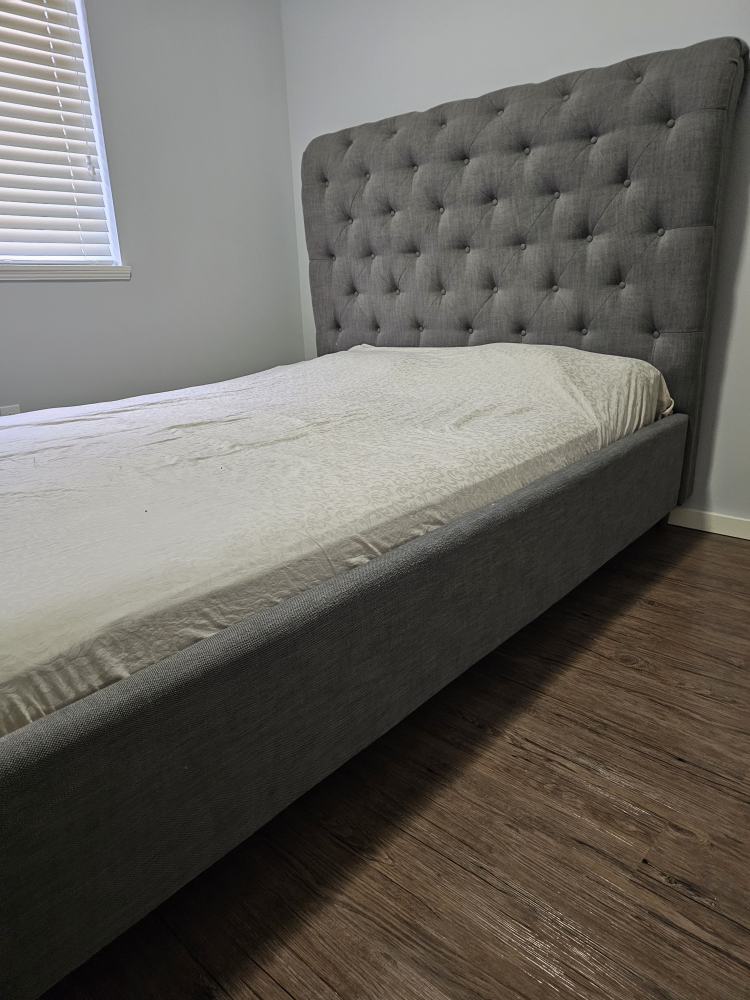 Queen Size Upholstered Bed Frame - photo 3