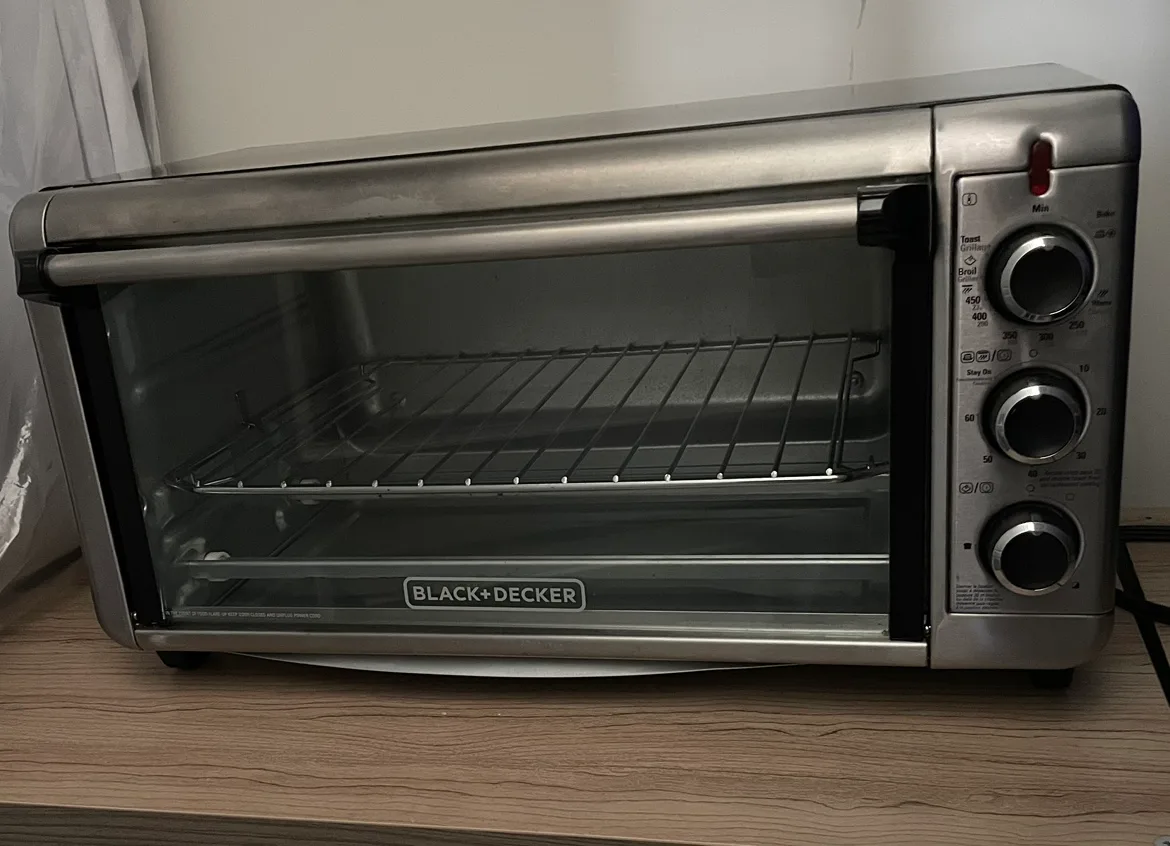 Black + Decker convection toaster oven image indicator(2)