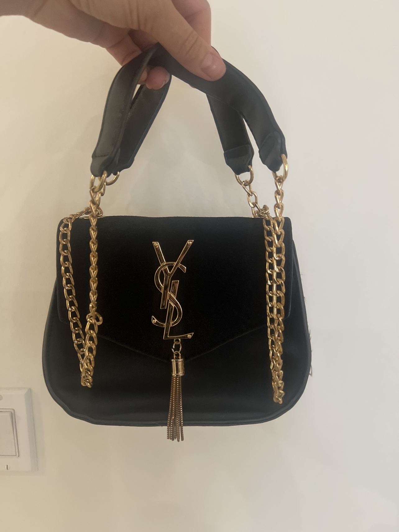 Yves Saint Laurent Handbag - photo 2